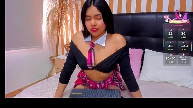 LunaToledo online show from 20, 11, 2025