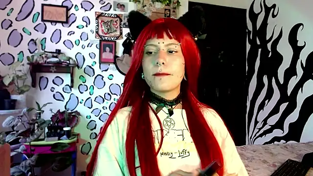 Snapshot of MistressMariam_ chatting on 5, 10, 2025 MistressMariam online show from 5, 10, 2025