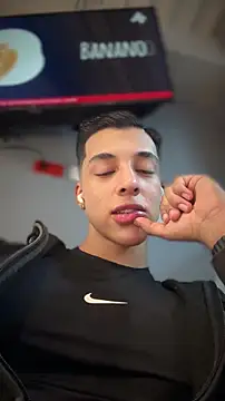 Troye Williams online show from 30, 3, 2026