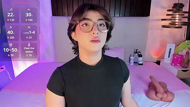 Creamy Angelo online show from 19, 2, 2026