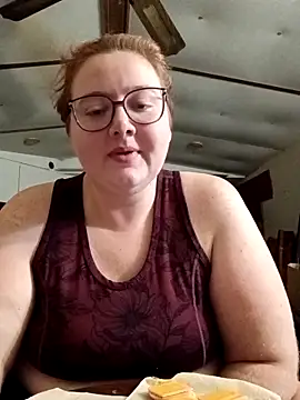 XEmoxkittyx online show from 26, 2, 2026