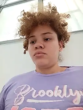 SirenRouge 69 online show from 23, 10, 2025