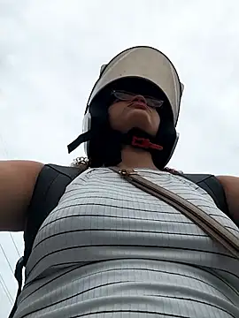 SirenRouge 69 online show from 28, 11, 2025