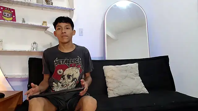 BEAUTY BOYS1 online show from 13, 9, 2025