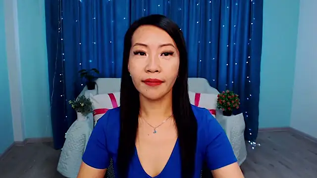 LiaPak online show from 9, 10, 2025