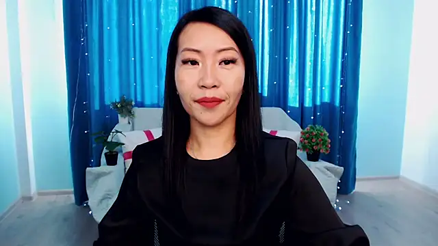 LiaPak online show from 13, 10, 2025