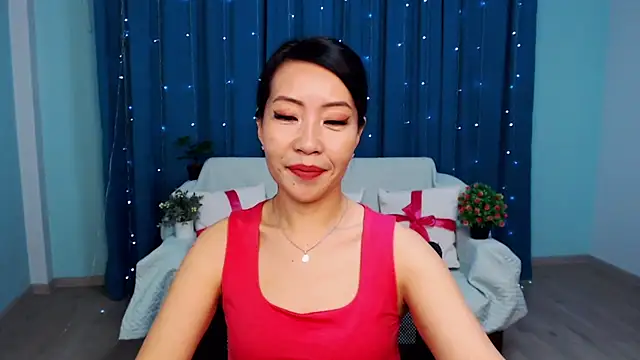 LiaPak online show from 7, 11, 2025