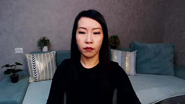 LiaPak online show from 13, 11, 2025