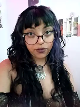 Snapshot of Kirmy_mi chatting on 12, 9, 2025 Kirmy mi online show from 12, 9, 2025