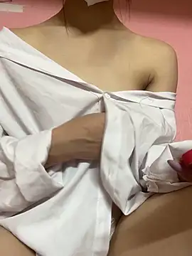 Leyleisanmay online show from 13, 9, 2025