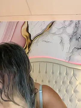 Snapshot of Lucy_Milf_474 chatting on 10, 5, 2026 Lucy Milf 474 online show from 10, 5, 2026