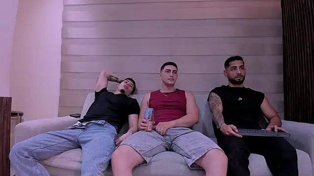 mike friends online show from 27, 11, 2025