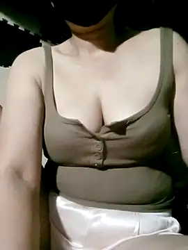 Snapshot of Surrilove chatting on 21, 9, 2025 Surrilove online show from 21, 9, 2025