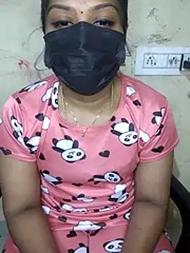 Snapshot of Tamil_Attitude_queen chatting on 14, 10, 2025 Tamil Attitude queen online show from 14, 10, 2025