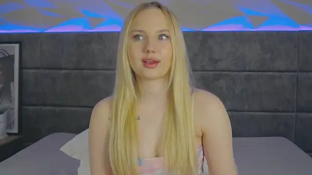 Sky Cutie online show from 5, 6, 2026