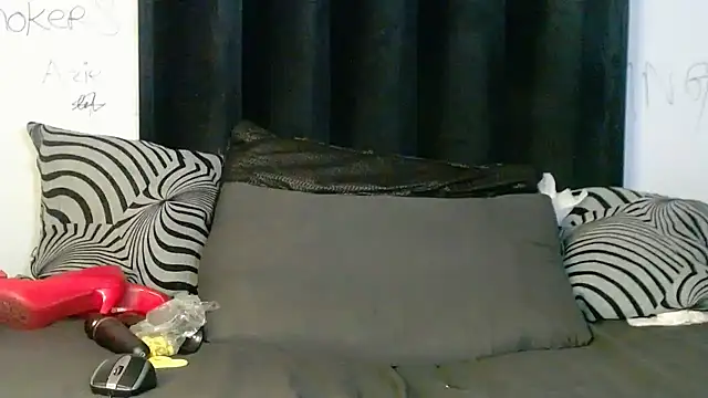 QueenpatieX online show from 28, 2, 2026