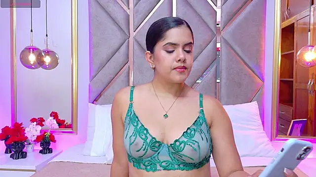 Martina-Roberts- online show from 13, 5, 2026