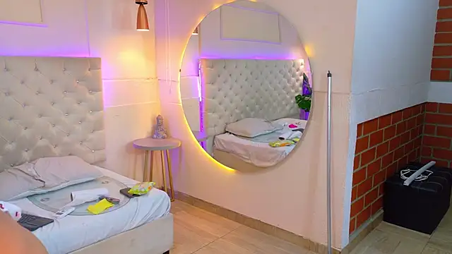 CathMellow online show from 1, 2, 2026