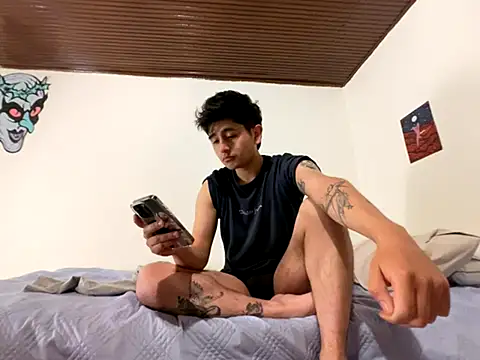 Etolasim online show from 5, 12, 2025