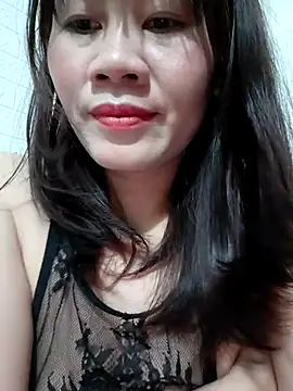 Snapshot of Singlemom69x chatting on 7, 7, 2026 Singlemom69x online show from 7, 7, 2026