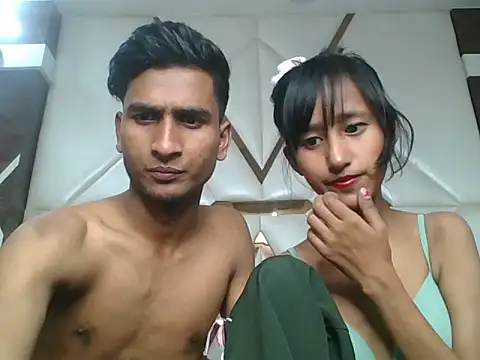 lily 9900 online show from 15, 10, 2025