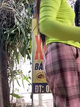 Snapshot of Clara8899 chatting on 5, 12, 2025 Clara8899 online show from 5, 12, 2025