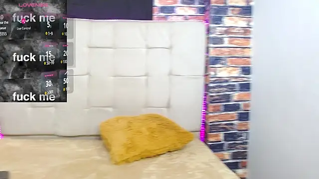 marilunabrown303av online show from 22, 10, 2025