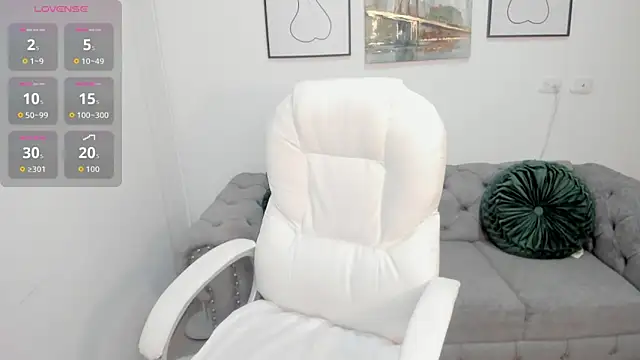 Snapshot of pekylove_ chatting on 19, 9, 2025 pekylove online show from 19, 9, 2025