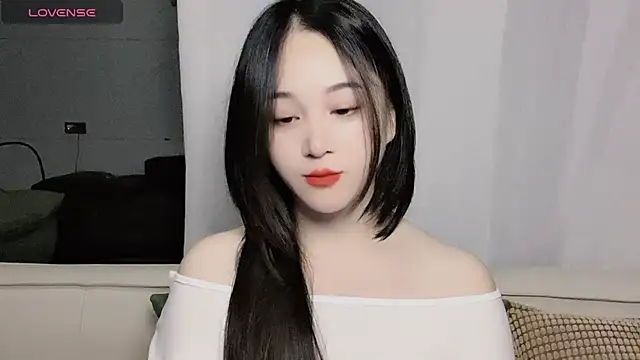 woaiqinqin online show from 25, 10, 2025