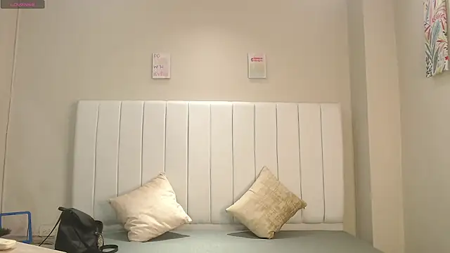 Snapshot of _zoe_69 chatting on 2, 10, 2025 zoe 69 online show from 2, 10, 2025