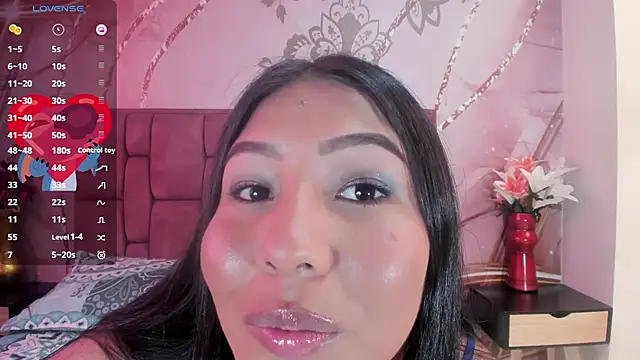 luna maisonn online show from 11, 9, 2025