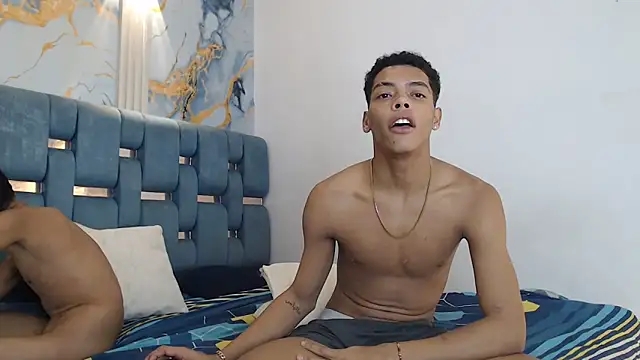 PRETTY FEM online show from 20, 2, 2026