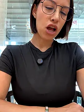 luvely online show from 19, 11, 2025