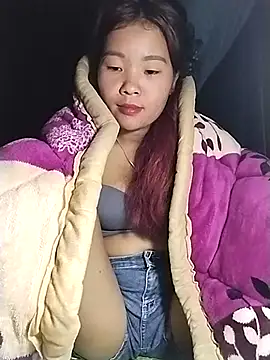 lylylove online show from 21, 11, 2025