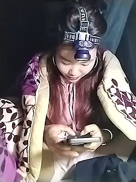 lylylove online show from 16, 1, 2026