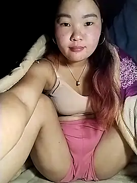 lylylove online show from 4, 3, 2026