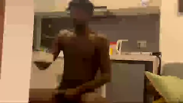 JuicyBlackD83 online show from 2, 12, 2025