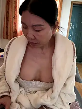 xiiuuff18 online show from 20, 11, 2025