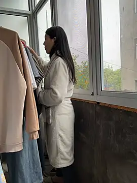 xiiuuff18 online show from 16, 4, 2026