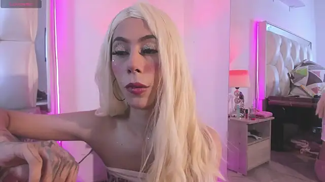 Darlyn tenderhot   online show from 12, 4, 2026