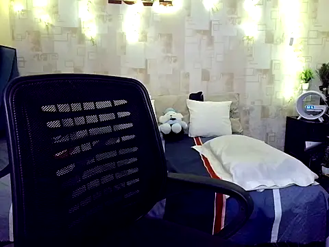 Snapshot of fairy_princess chatting on 22, 9, 2025 fairy princess online show from 22, 9, 2025