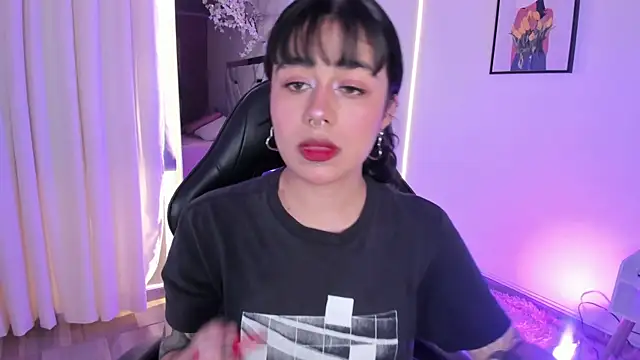 flower smith  online show from 19, 4, 2026