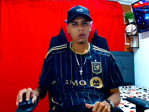 Snapshot of cristian_tayron1 chatting on 12, 7, 2026 cristian tayron1 online show from 12, 7, 2026