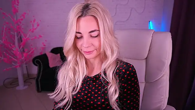 BellaRayyy online show from 14, 1, 2026