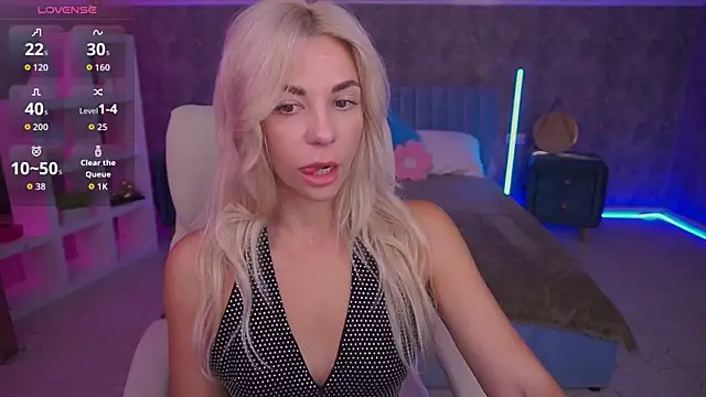 Snapshot of BellaRayyy chatting on 2, 6, 2026 BellaRayyy online show from 2, 6, 2026