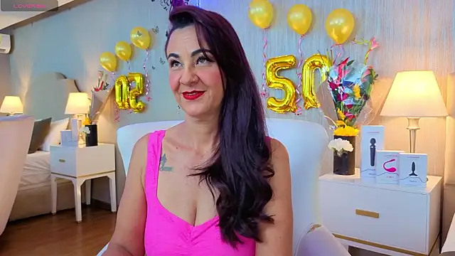 ScarleetJonson online show from 7, 2, 2026