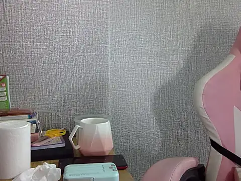 Snapshot of Ly-ny chatting on 25, 4, 2026 Ly-ny online show from 25, 4, 2026