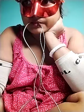 mimi87hoty online show from 15, 11, 2025