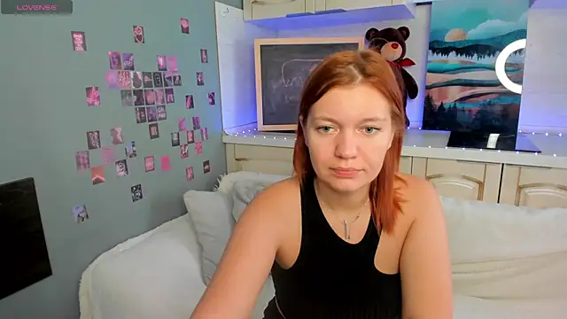 Snapshot of BattyBaker chatting on 27, 9, 2025 BattyBaker online show from 27, 9, 2025