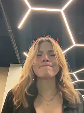 SMELLSEX online show from 30, 10, 2025